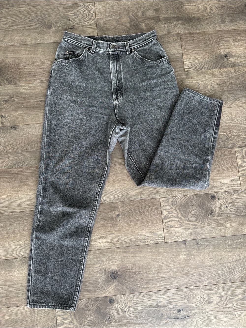 29x31 straight leg jeans